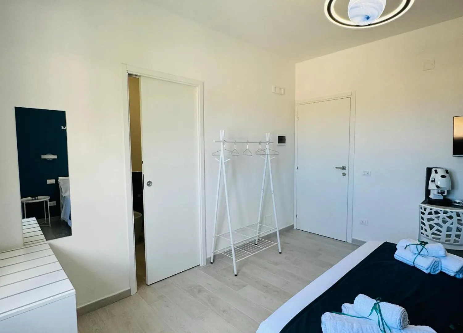 Sirio Rooms And Apartments Carini Italien