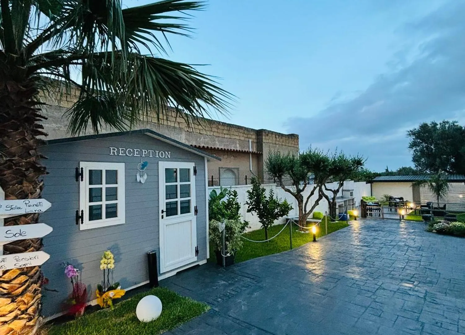 Sirio Rooms And Apartments Carini